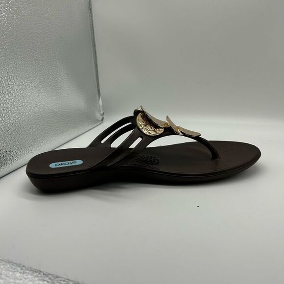 Oka-B Hammered Metal Disc Brown Thong Sandals - Picture 6 of 11